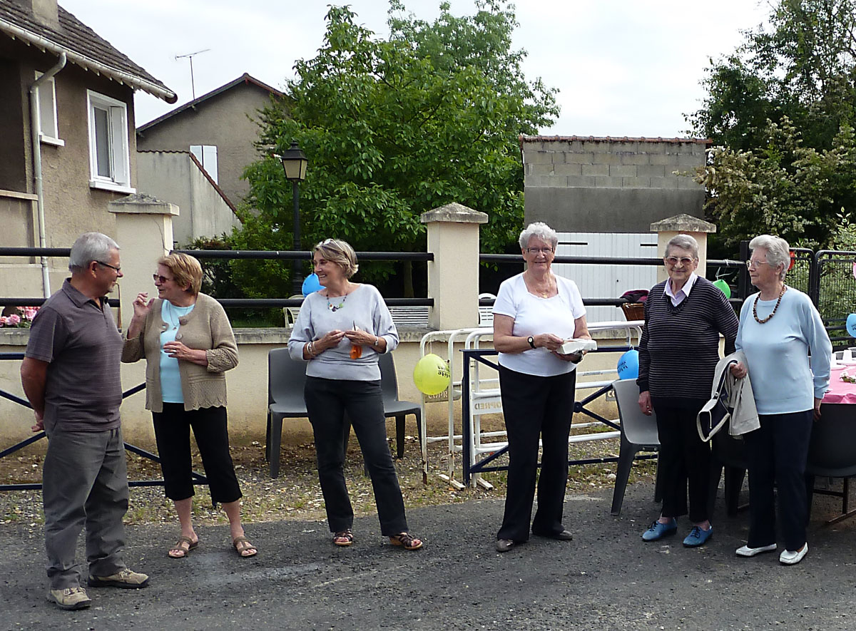 fete_voisins_2012_01.jpg, janv. 2013 fete_voisins_2012_01.jpg