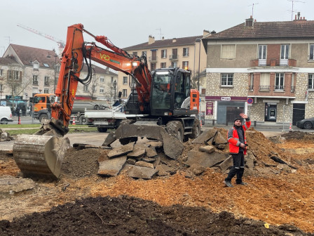 2025 02 13 Travaux diagnostic archéologique Ermitage Melun gare routière.jpg, févr. 2025